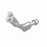 MagnaFlow Direct Fit Catalytic Converter 01-04 Tacoma 2.7L front 49S - 23755