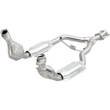 MagnaFlow Direct Fit Catalytic Converter 96-98 Ford Mustang 3.8L - 444064