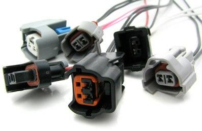 DeatschWerks USCAR Top Feed Injector Clips - Case of 50 - conn-uscar-cs