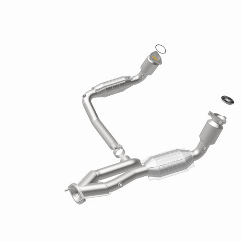 MagnaFlow Direct Fit Catalytic Converter 99-00 Chevy Pickups 4.3L - 447284