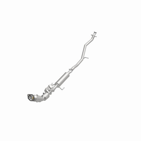 MagnaFlow Direct Fit Catalytic Converter 12-17 Toyota Prius V Base Underbody 1.8L - 280462