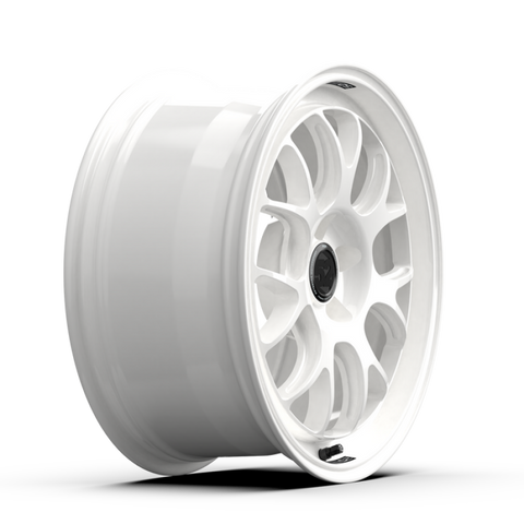 fifteen52 Apex RSR 18x9.5 5x114.3 38mm ET 73.1mm Center Bore Rally White - RSARW-89554+38