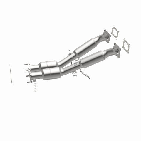 MagnaFlow Direct Fit Catalytic Converter 2008-2012 LR2 3.2 L Underbody - 52276