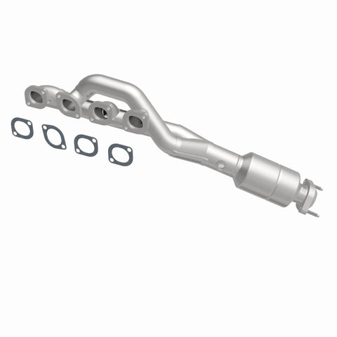 MagnaFlow Direct Fit Catalytic Conv BMW 99-03 540I 4.4L / 99-01 740I/740IL 4.4L California - P/S - 452451