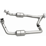 MagnaFlow Direct Fit Catalytic Converter 2002 Ford E-Series Vans 5.4L - 447378