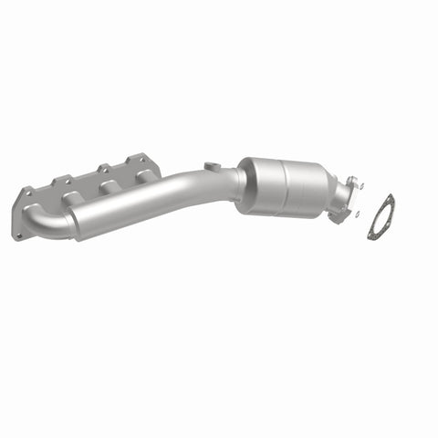 MagnaFlow Direct Fit Catalytic Converter 02-04 Volkswagen Passat 4.0L - 452799