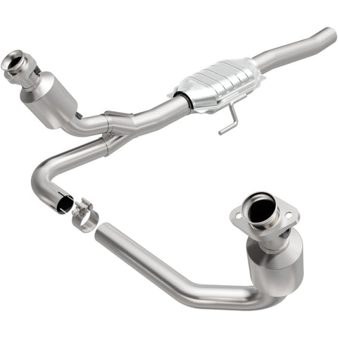 MagnaFlow Direct Fit Catalytic Converter 00-03 Dodge Dakota 2WD 4.7L - 458043