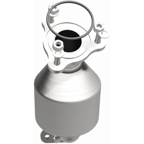 MagnaFlow Direct Fit Catalytic Converter 2010-2011 LaCrosse 3.6 L Underbody - 52300