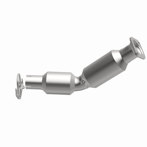 Magnaflow Conv DF 2010-2015 Prius L4 1.8 OEM Underbody - 52455