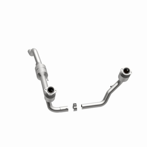 MagnaFlow Direct Fit Catalytic Converter 00-03 Dodge Durango 4.7L - 51338