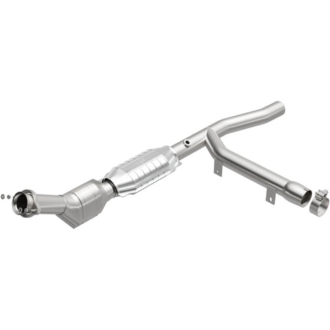 MagnaFlow Direct Fit Catalytic Converter 97-98 Ford Trucks 4.2L - 447132