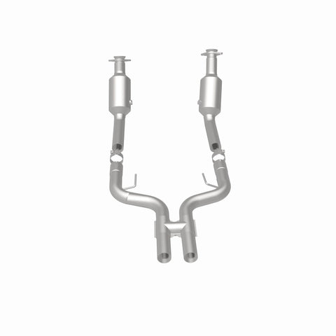 MagnaFlow Direct Fit Catalytic Converter 07-10 Ford Mustang 4.6L - 5561001