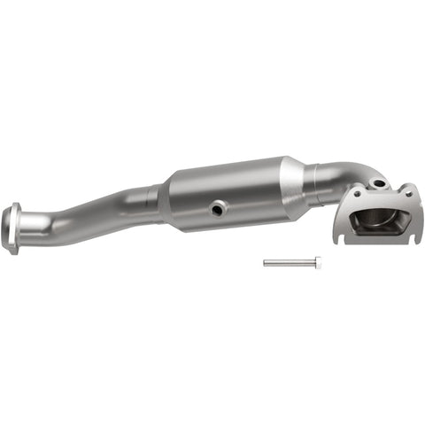 MagnaFlow Direct Fit Catalytic Converter 15-19 Ram 1500 3.6L OEM Grade Fed/EPA Compliant Manifold - 22-178