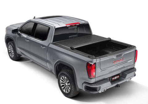 Truxedo 19-20 GMC Sierra & Chevrolet Silverado 1500 (New Body) 6ft 6in Lo Pro Bed Cover - 572601TRX