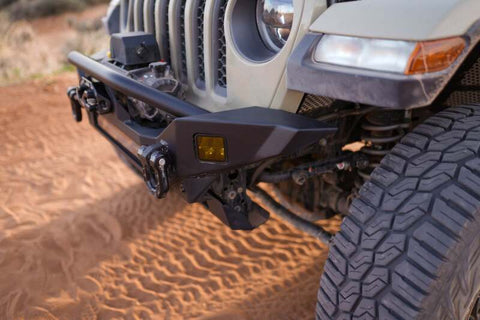 DV8 Offroad 18-23 Jeep Wrangler JL / 20-23 Jeep Gladiator JT FS-7 Mid-Width Winch Front Bumper - FBJL-07