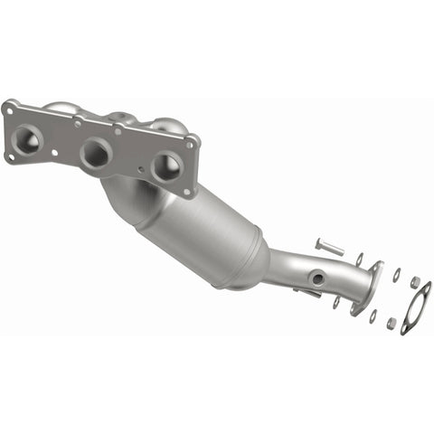 MagnaFlow Direct Fit Catalytic Converter California Grade 09-10 BMW 528i L6 3.0L - 5531226