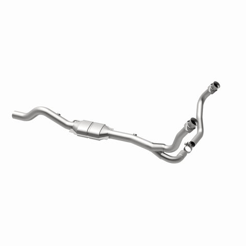 MagnaFlow Direct Fit Catalytic Converter 00-03 Durango 4WD OEM - 49472