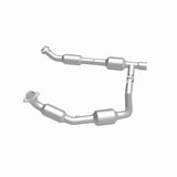 MagnaFlow Direct Fit Catalytic Converter 05-06 Ford E-350 Super Duty 5.4L - 5481439