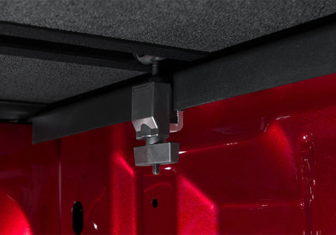 Extang 19-20 Dodge Ram (6 ft 4 in) with multifunction (split) tailgate Solid Fold 2.0 - 83428