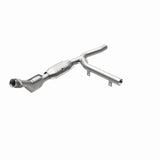 MagnaFlow Direct Fit Catalytic Converter 01 Ford F-150 4.2L - 51301