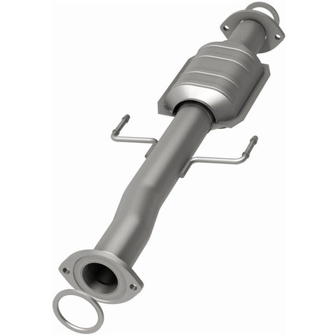 MagnaFlow Direct Fit Catalytic Converter 02-03 Toyota Tacoma 2.4L - 23757