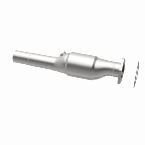 MagnaFlow Direct Fit Catalytic Converter VW Cabrio/Jetta 2.0L 96-98 - 22931
