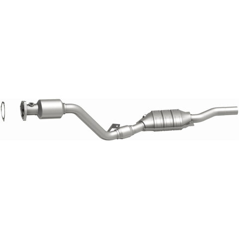 MagnaFlow Direct Fit Catalytic Converter 03 Volkswagen Passat 2.8L - 51964