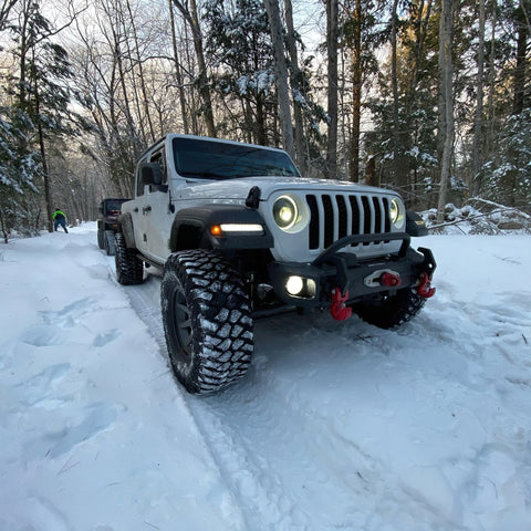 Oracle Jeep JL/Gladiator JT Oculus Bi-LED Projector Headlights - Amber/White Switchback - 5839-023
