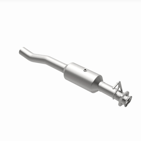 MagnaFlow 16-19 Ford F-650 V10 6.8L Underbody Direct Fit Catalytic Converter - 280445