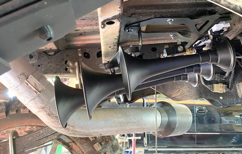 Kleinn 17-26 Ford F-250/ F-350/ F-450 Onboard Air System w/ Model 230 Horns - SDKIT17-230STL