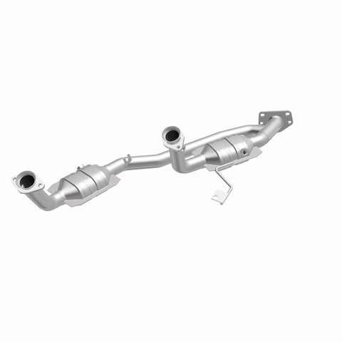 MagnaFlow Direct Fit Catalytic Converter 04 Ford Freestar 3.9L - 23083