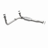 MagnaFlow Direct Fit Catalytic Converter California Grade 96-99 GM K/C 1500/2500 5.0L V8/4.3L V6 - 4451457
