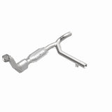 MagnaFlow Direct Fit Catalytic Converter 99-00 Ford Exped 4.6L - 51116