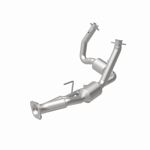 MagnaFlow 05-06 Jeep Grand Cherokee 5.7L Direct Fit Catalytic Converter - 4651709