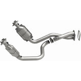 MagnaFlow Direct Fit Catalytic Converter 05-07 Ford F250/F350 5.4L - 49911