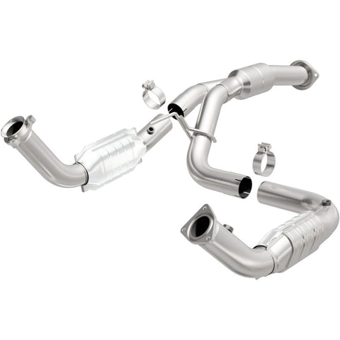 MagnaFlow Direct Fit Catalytic Converter 11-13 Chev Silverado 2500 HD/3500 HD 6.0L - 51812