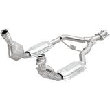 MagnaFlow Direct Fit Catalytic Converter 96-98 Ford Mustang 3.8L - 93344