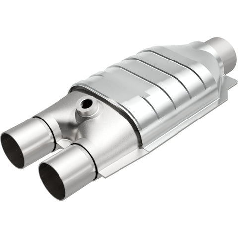 MagnaFlow Conv Univ 2/2.5 Single O2 Boss - 93537