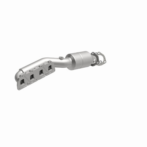 MagnaFlow Direct Fit Catalytic Converter 02-04 Volkswagen Passat 4.0L - 452796