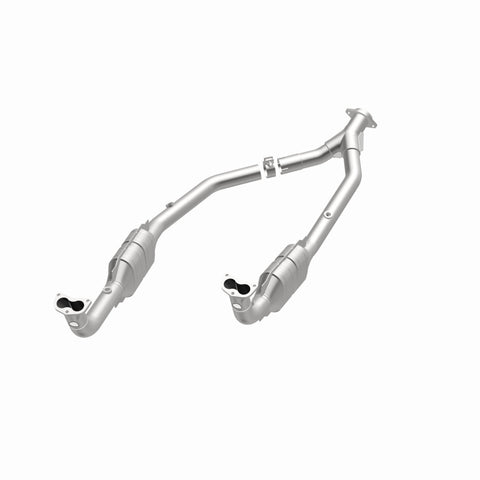 MagnaFlow Conv Direct Fit OEM 2003 Land Rover Discovery Underbody - 4551028