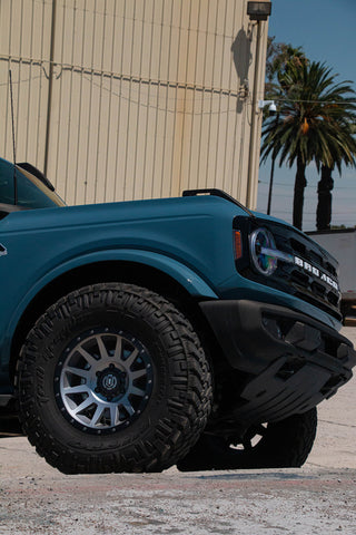 ICON Compression 17x8.5 6x5.5 25mm Offset 5.75in BS 93.1mm Bore Titanium Wheel - 2017858357TT