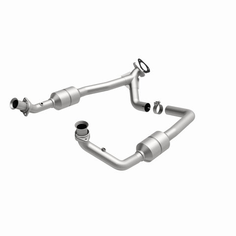 MagnaFlow Direct Fit Catalytic Converter 2002 Ford E-Series Vans 5.4L - 447378