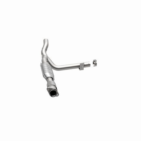 MagnaFlow Direct Fit Catalytic Converter 99 Ford F-150 4.6L - 23082