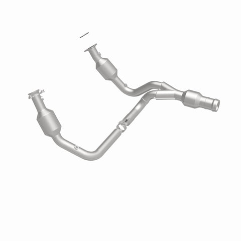 MagnaFlow Direct Fit Catalytic Converter 2015 GMC Yukon XL V8 6.2L - 52617
