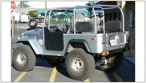 Bushwacker 65-84 Toyota Land Cruiser Cutout Style Flares 2pc - Black - 30002-07