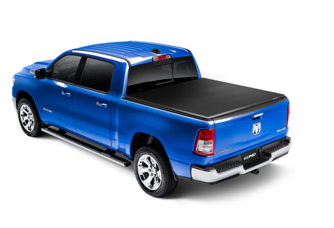 Lund 02-17 Dodge Ram 1500 (5.5ft. Bed) Genesis Elite Tri-Fold Tonneau Cover - Black - 95865