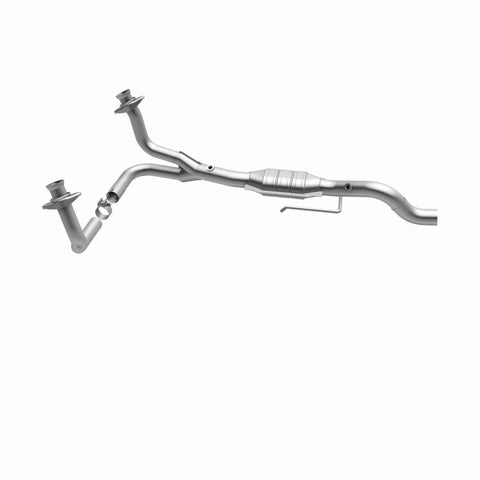 MagnaFlow Direct Fit Catalytic Converter 00-03 Dakota 4.7L 4WD OEM - 49600