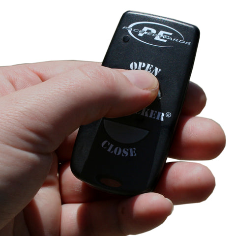 Pace Edwards 06-10 Mitsubishi Raider 5ft 3in Bed BedLocker - BLMI3958