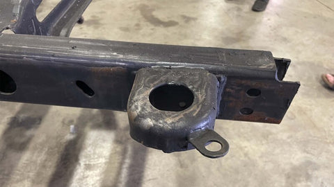 Rust Buster Avalanche/Suburban/Yukon Rear Body Frame Mount - RB7416