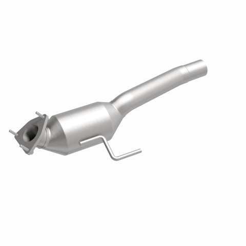MagnaFlow Direct Fit Catalytic Converter 04-07 VW Touareg 4.2L Passenger Side - 51156